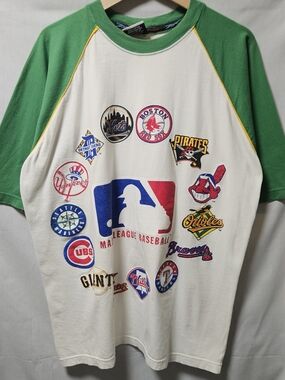 MLB Rare Reebok Team Logo And Players Graphic Raglan Tee with Green Sleeves szXL